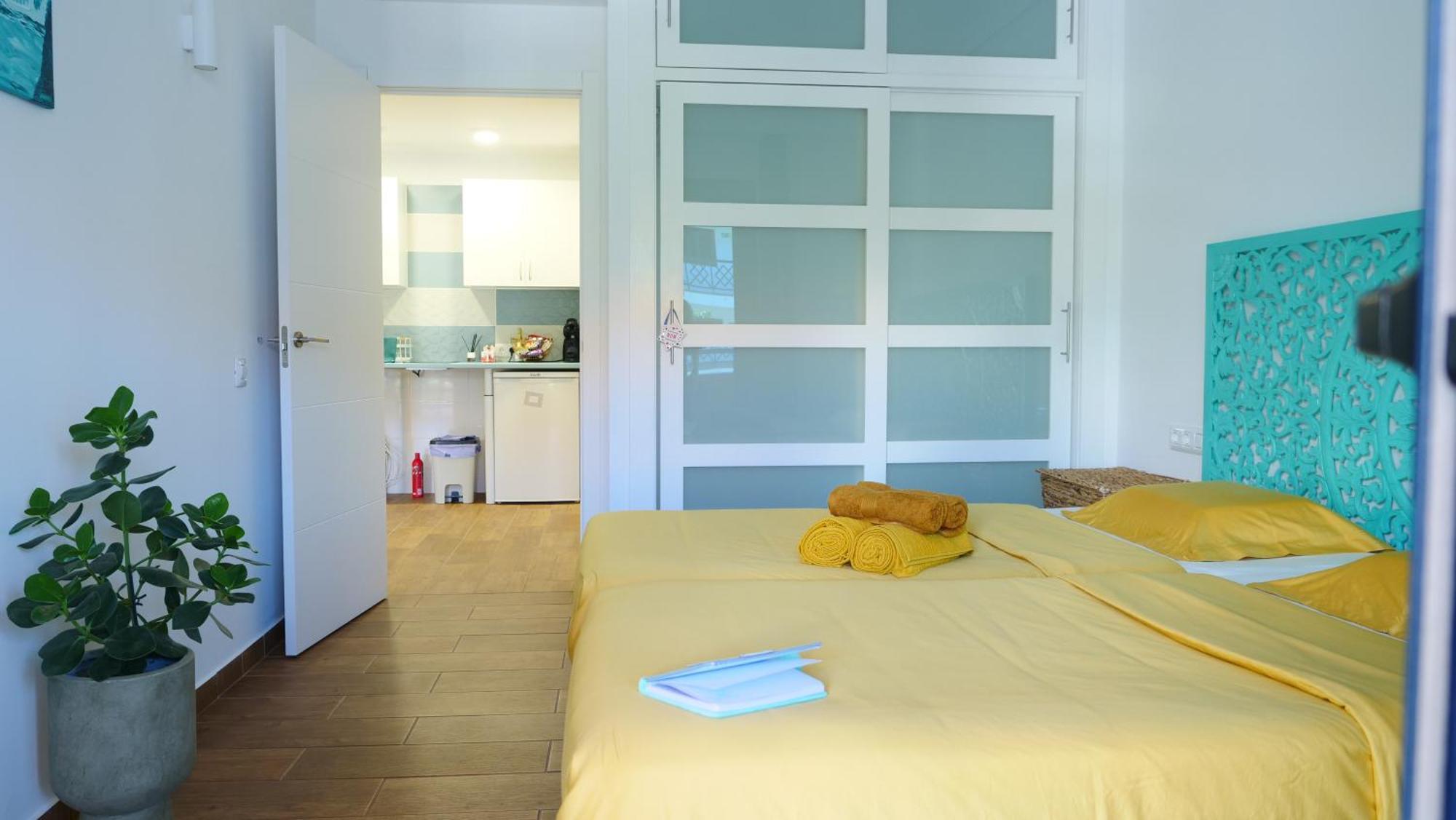 Tuerkiz Kanaan Apartman Puerto de Santiago  Buitenkant foto